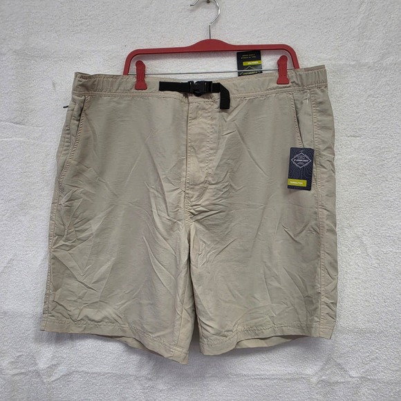 St John's Bay Other - *NWT* St Johns Bay Terra-Tek Hybrid Shorts Mens 42 Quick Dry